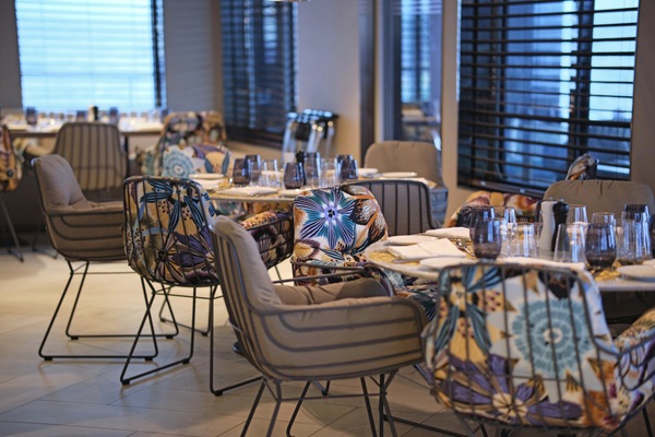 Emerald Cruises, Emerald Sakara & Azzurra, La Cucina Dining 5.jpg